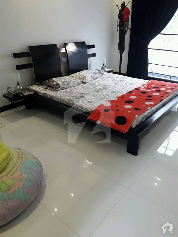 Fully Furnished  1 Beds Available On Rent