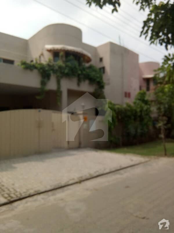 1 Kanal House For Sale In Askari 8 Near Nishat Colony Lahore Cantt