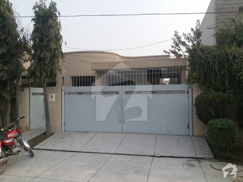 10 Marla Renovated Single Story House For Sale In Dha Phase 2 S Block Ideal Location Facing Park Reasonable Price