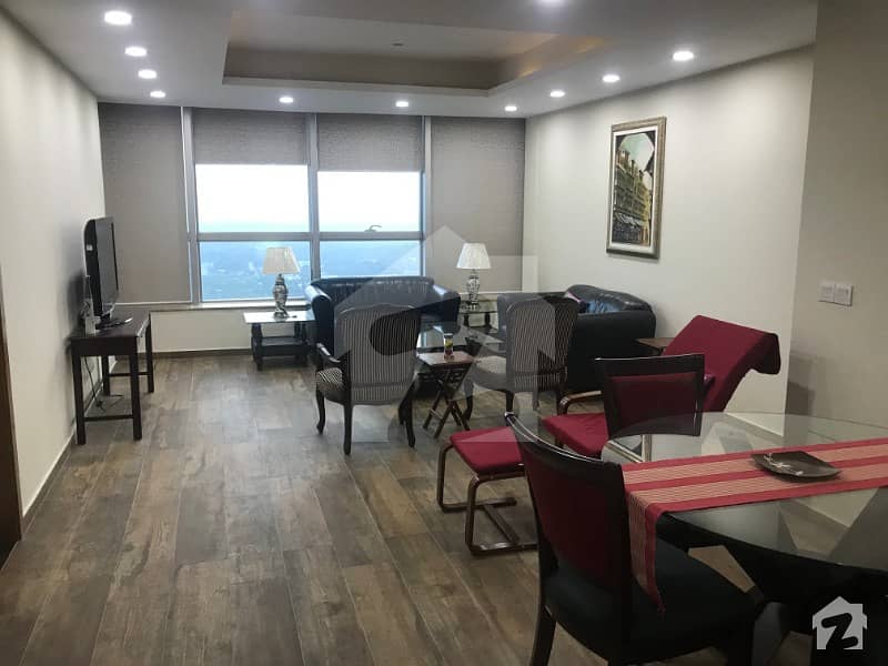 Stunning View With Luxurious Furnished Flat In The Centaurus