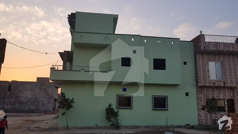 Brand New 4.5 Marla Triple Storey House For Rent