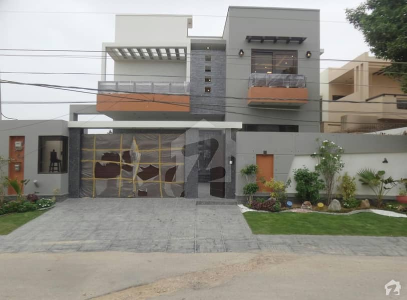 6 Bed Eye Catching House In Dha Phase-5 Available For Sale