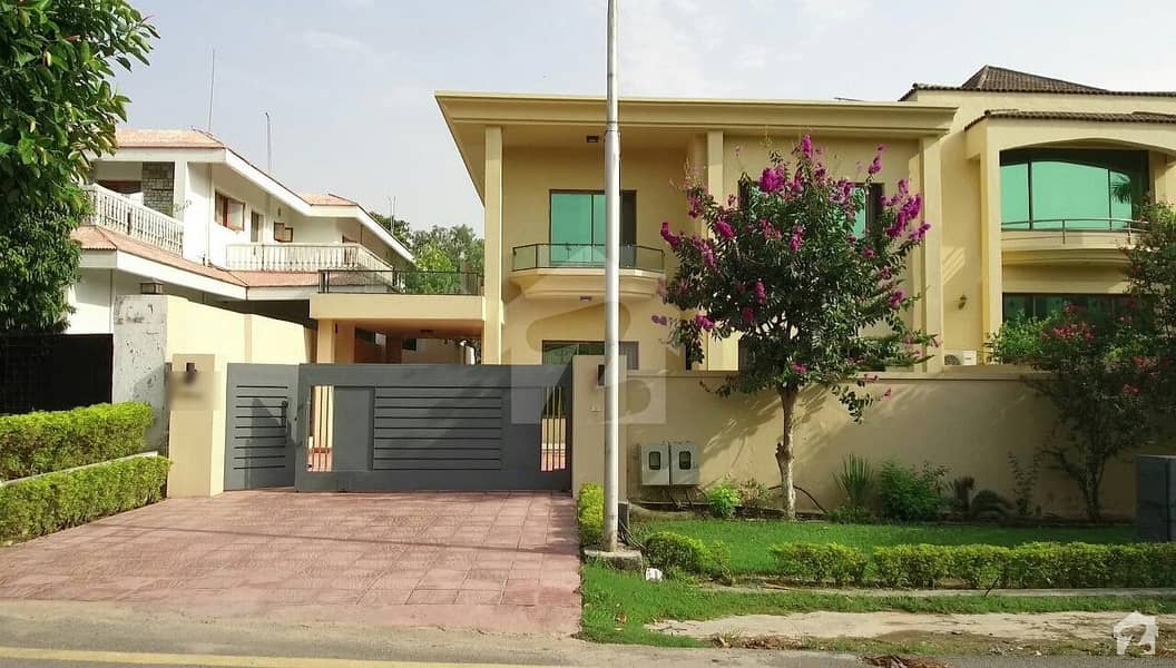 F-10 - 511 Sq. Yd Double Storey House 5 Bedrooms Marbled Price 7 Crore