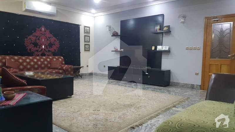 Fully Furnished Luxury House For Short Term Rent
