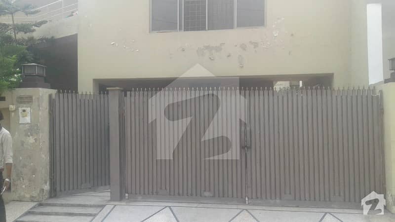 1 Kanal Upper Portion Is Available For Rent In Iqbal Avenue Phase 1