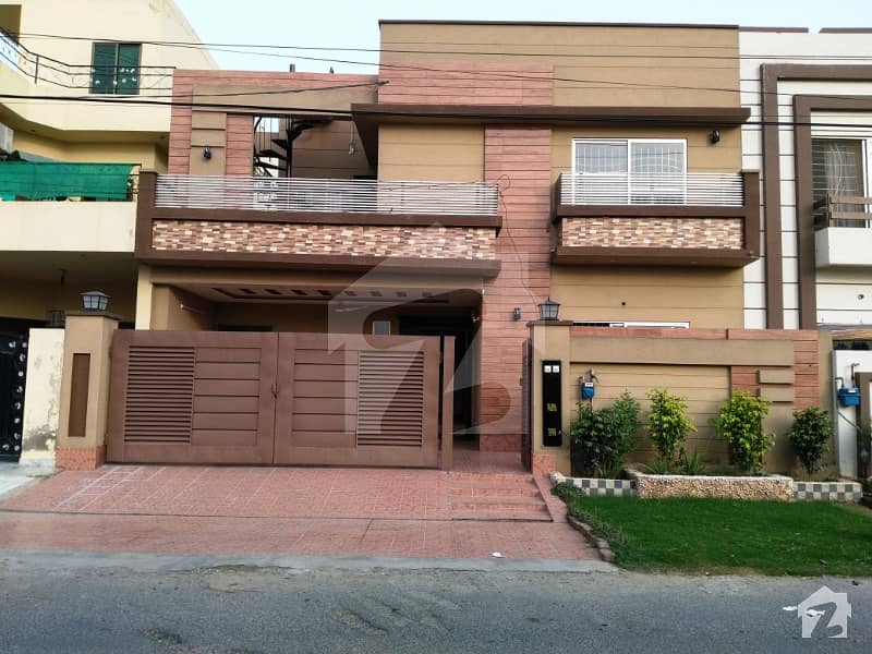 Wapda Town 10 Marla Brand New Luxurious Bungalow For Sale On 80ft Road