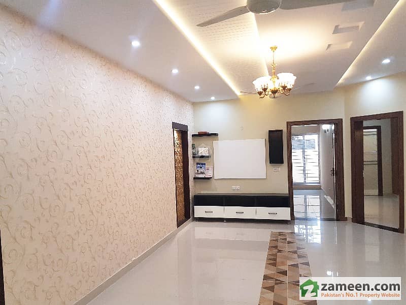 GROUND PORTION IN 1 KANAL WITH 3 BEDS COTTAGE Available For Rent In Bahria Town