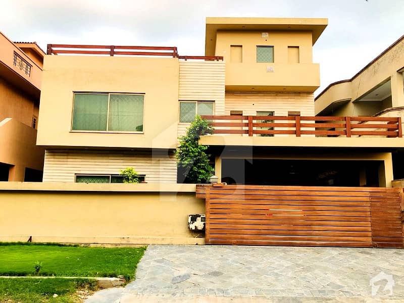 Amazing 1 Kanal House For Sale