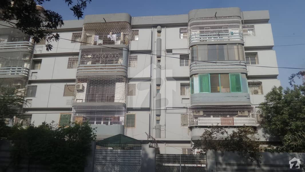Flat For Sale - Safari Heights Block 15 - Gulistan-E-Jauhar Flat For Sale - Safari Heights Block 15 - Gulistan-E-Jauhar