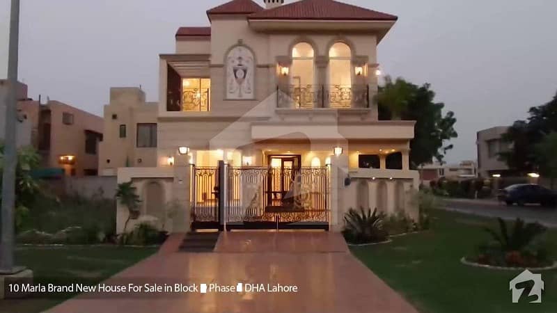 10 Marla Beautiful House In Dha Phase 6 Lahore