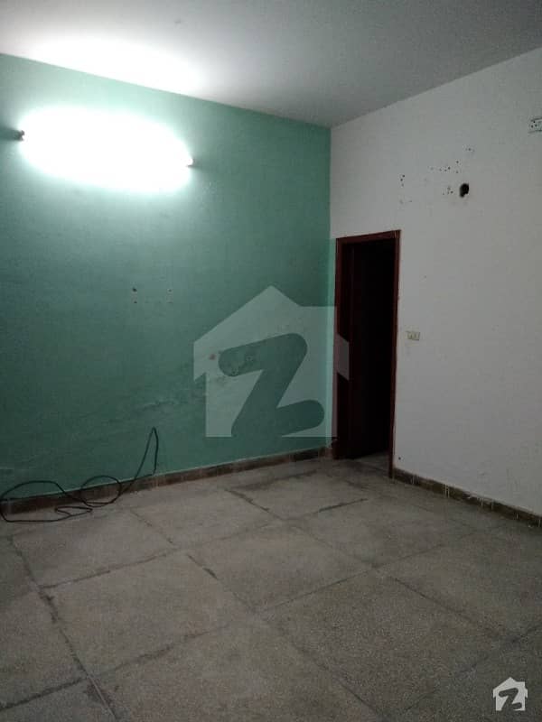 Lower Portion For Rent In Islam Nagar