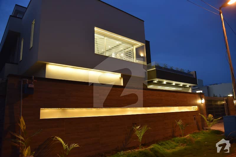 Luxurious Bungalows For Sale In DHA 2 Luxurious Bungalows For Sale In DHA 2