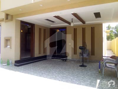 8 Marla Double Story 5 Beds House for sale in Bahria NashemanLahore
