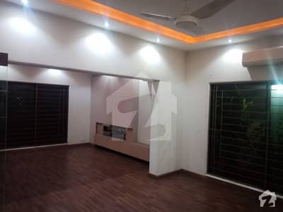 1 kanal Fabulous House LOWER PORTION Upper Lock For Rent In Sui Gas  phase 1 F