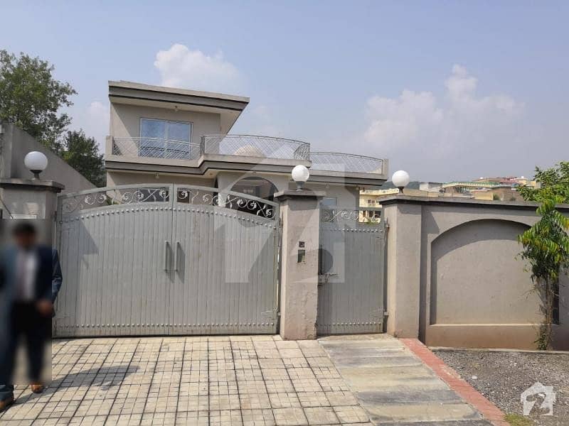 5 Beds House For Sale In Shahpur Bahrakaho