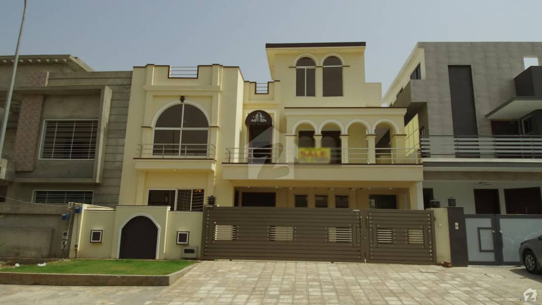 Media Town Beautiful Double Storey House For Sale