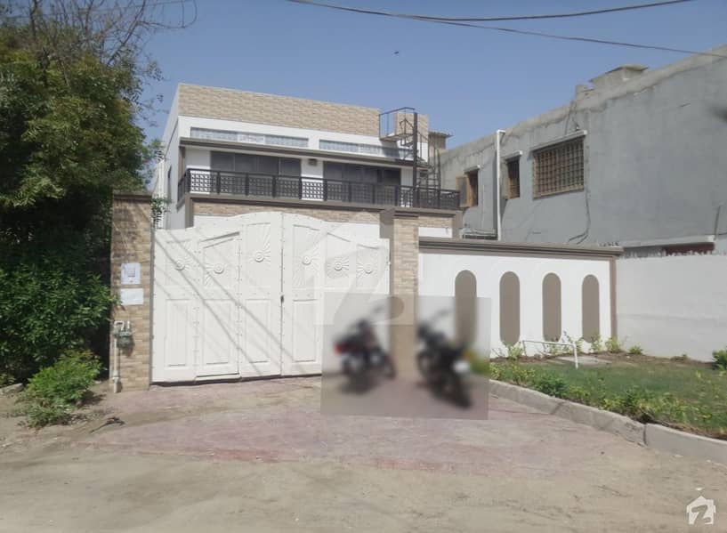 Darakhshan Villa - House For Sale