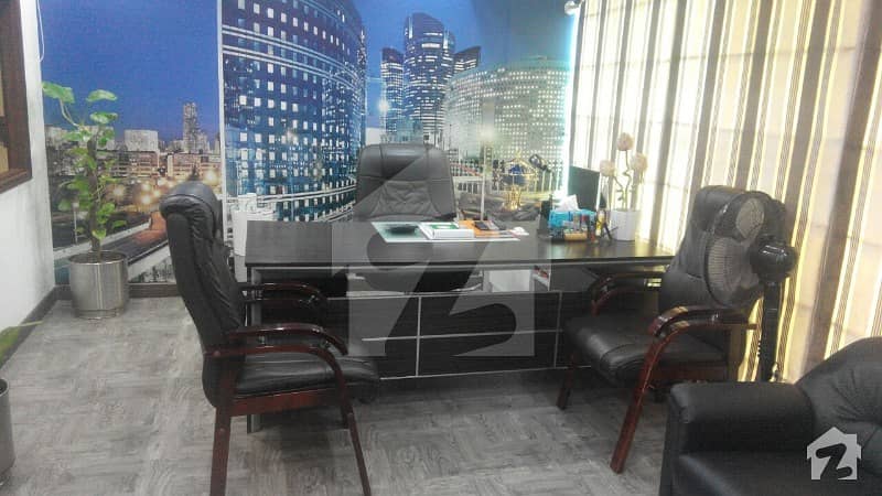 Defence Phase 6 920 Square Feet Fully Furnished Office For Sale