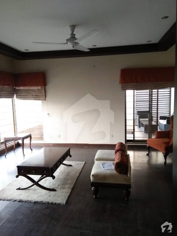 گارڈن ٹاؤن - اورنگزیب بلاک گارڈن ٹاؤن لاہور میں 7 کمروں کا 1.3 کنال مکان 3.7 کروڑ میں برائے فروخت۔