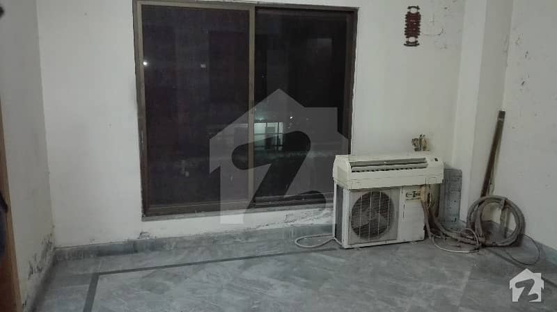 Mustafa Town 5 Marla Beautiful Flat For Sale 40 Lac