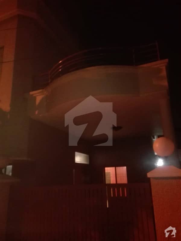 Iqbal Park Cantt Near to Dha 10 Marla Full House Available For Rent