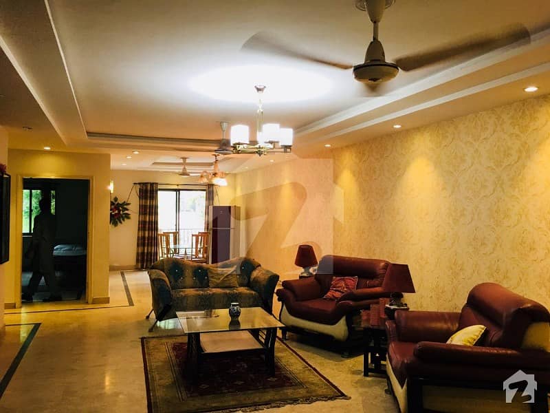 10 Marla Fully Furnished Flat Opposite DHA Phase 2 Q Block