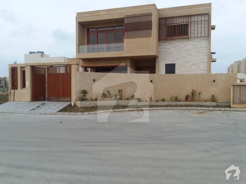 500 Yards 5 Bed D/D Bungalow For Sale AT Khy-e-Faisal Phase 8 DHA