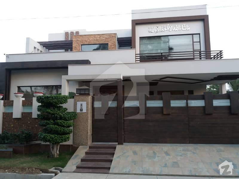 1 Kanal Triple Storey House Near Khukher Chowk At G3 Block Johar Town Phase 2