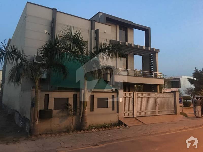 13 Marla House Available For Sale In Gulbahr Block