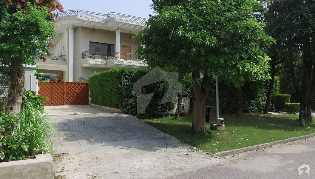 F-11 444 Sq. Yd Double Storey House 5 Bedrooms Marbled Flooring Price 650 Lac