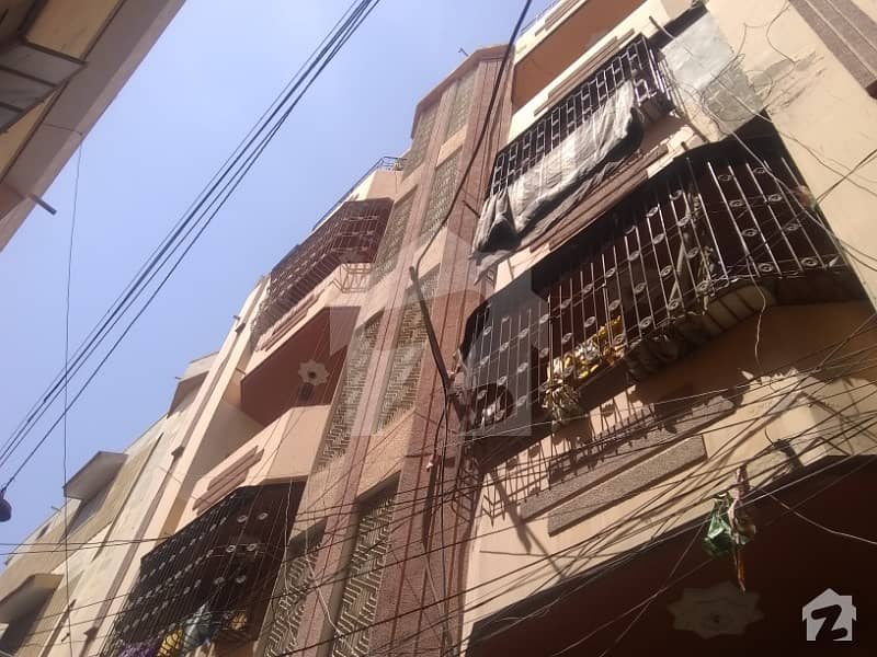 2 Bed Drawing TV Lounge 108 Sq. Yard Portion For Rent In Nazimabad 5