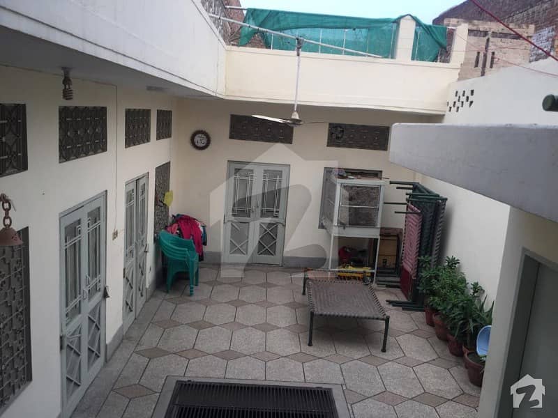 10 Marla Double Storey House With 2 Shops Available For Sale