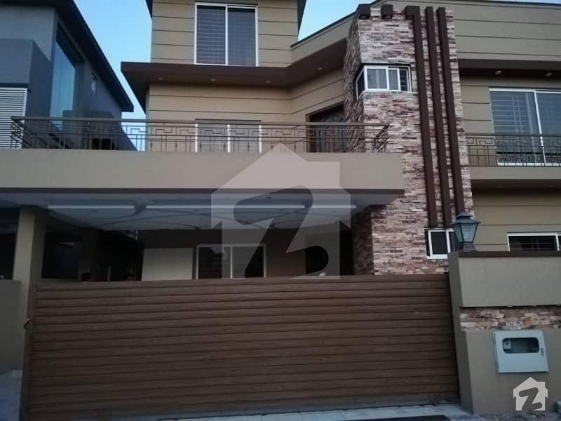 Brand New Luxury 1 Kanal 3 Bedroom Portion For Rent