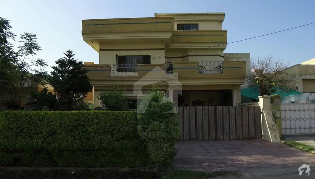 Beautifully Designed Double Storey House With A Plus Quality Construction For Sale Beautifully Designed Double Storey House With A Plus Quality Construction For Sale