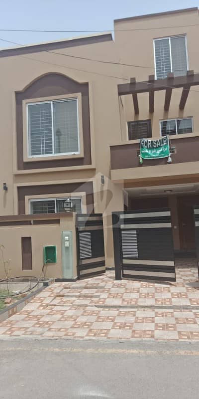 5 Marla House Available At Very Low Price In Bahria Town Block BB Lahore