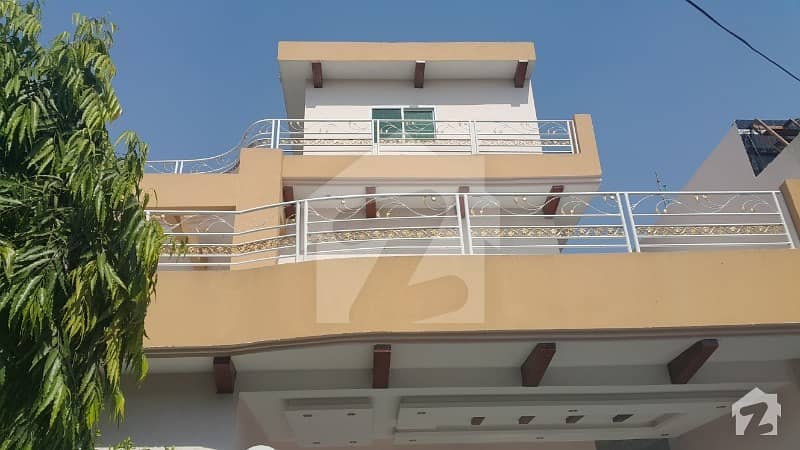 10 Marla Used House In Punjab Coop Housing Society For Sale