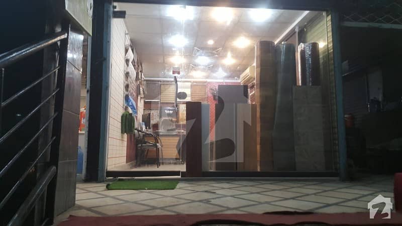 Shop Available For Rent In Gulshan E Iqbal - Block 4 Maskan Chowrangi
