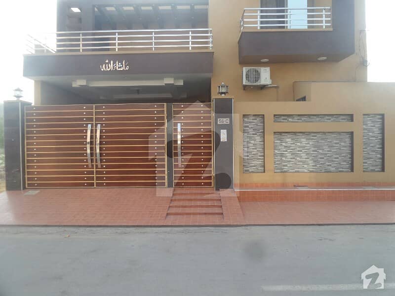 House Is Available For Sale On Main Madhali Road