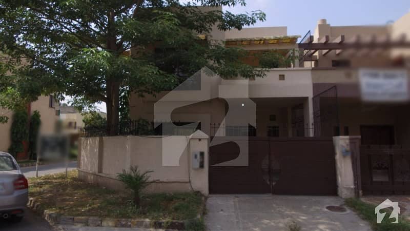 Facing Park Corner Villa For Sale In C Block Of Pace Woodlands