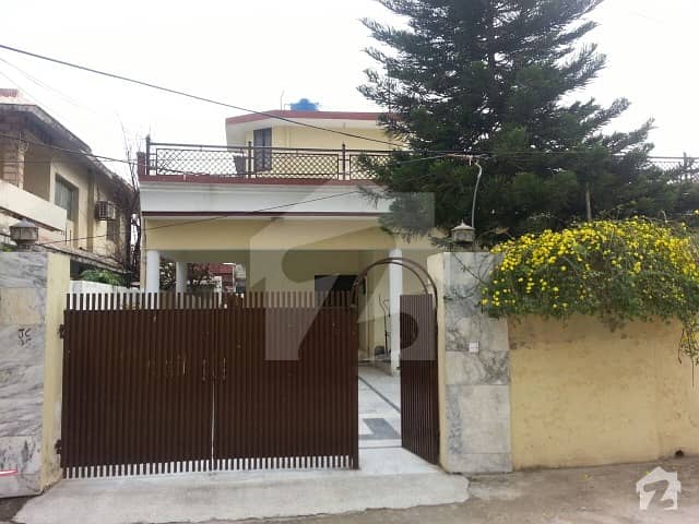 60x90 4 Beds House At Prime Location On Kiani Road Close To Athal Chowk In Dead End Rana Street 60x90 4 Beds House At Prime Location On Kiani Road Close To Athal Chowk In Dead End Rana Street