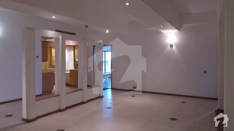 2373 Sq Ft 7th Floor Flat For Rent In Mall Of Lahore