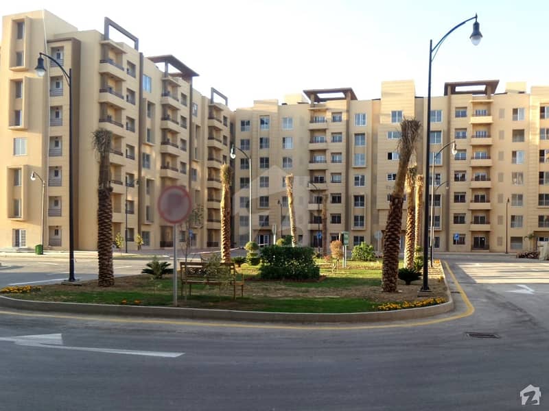 West Open Corner And Jinnah Facing Flat For Sale In Tower 26