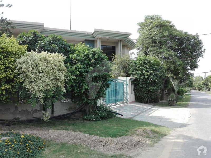 House Is Available For Sale DHA Phase 3 Block Z, DHA Phase 3, DHA