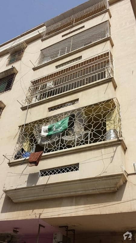 Flat Is Available For Rent In Memon Corner Near Main University Road, Gulistan-e-jahur, Block 4 Flat Is Available For Rent In Memon Corner Near Main University Road, Gulistan-e-jahur, Block 4