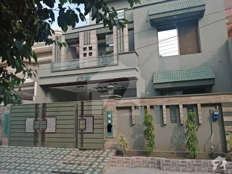 PIA Society 10 Marla Brand New House For Sale