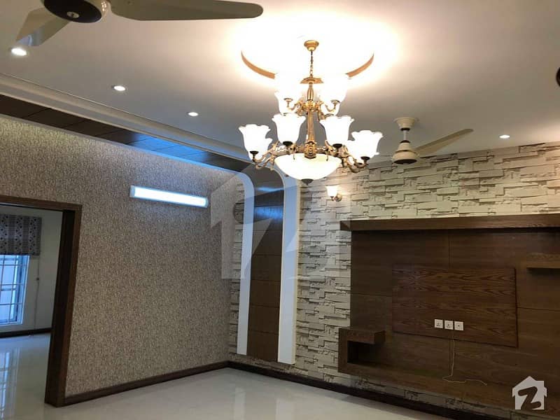 Beautiful 10 Marla House For Rent In Jasmine Block Beautiful 10 Marla House For Rent In Jasmine Block