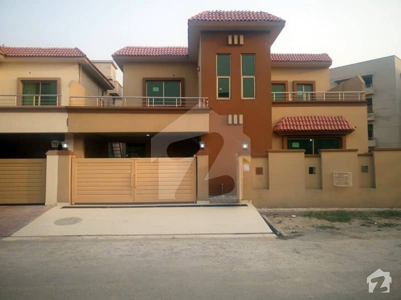 10 Marla Corner House For Sale In Askari 11 Sector B