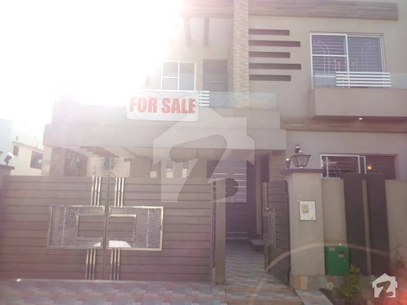 10 Marla Executive Bungalow For Sale