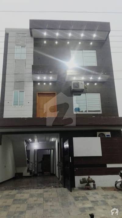 Brand New 8 Marla Triple Storey House For Rent Near University Of Central Punjab