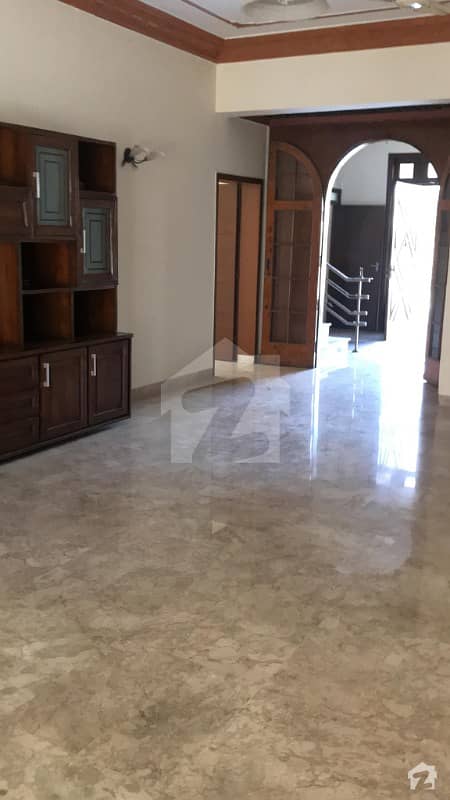 2 Kanal Lower Portion Available For Rent On Sarfaraz Rafiqui Road Lahore Cantt